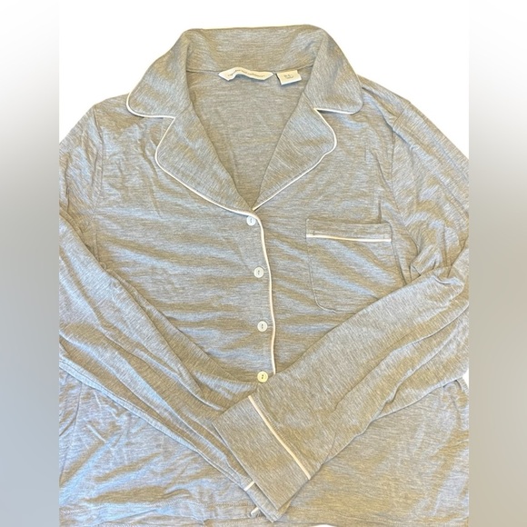 Cupcakes and Cashmere Sleep Shirt Women's Medium Gray Button Up Long Sleeve - Picture 2 of 6